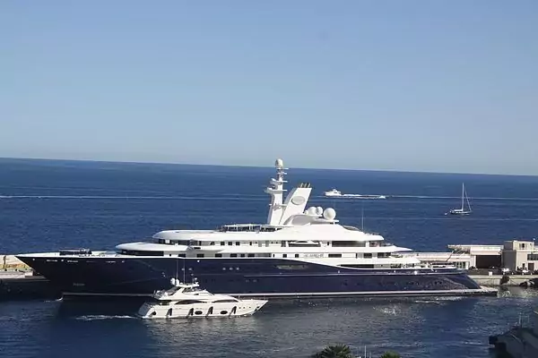 300 Millionen Euro-Yacht liegt in Rijeka