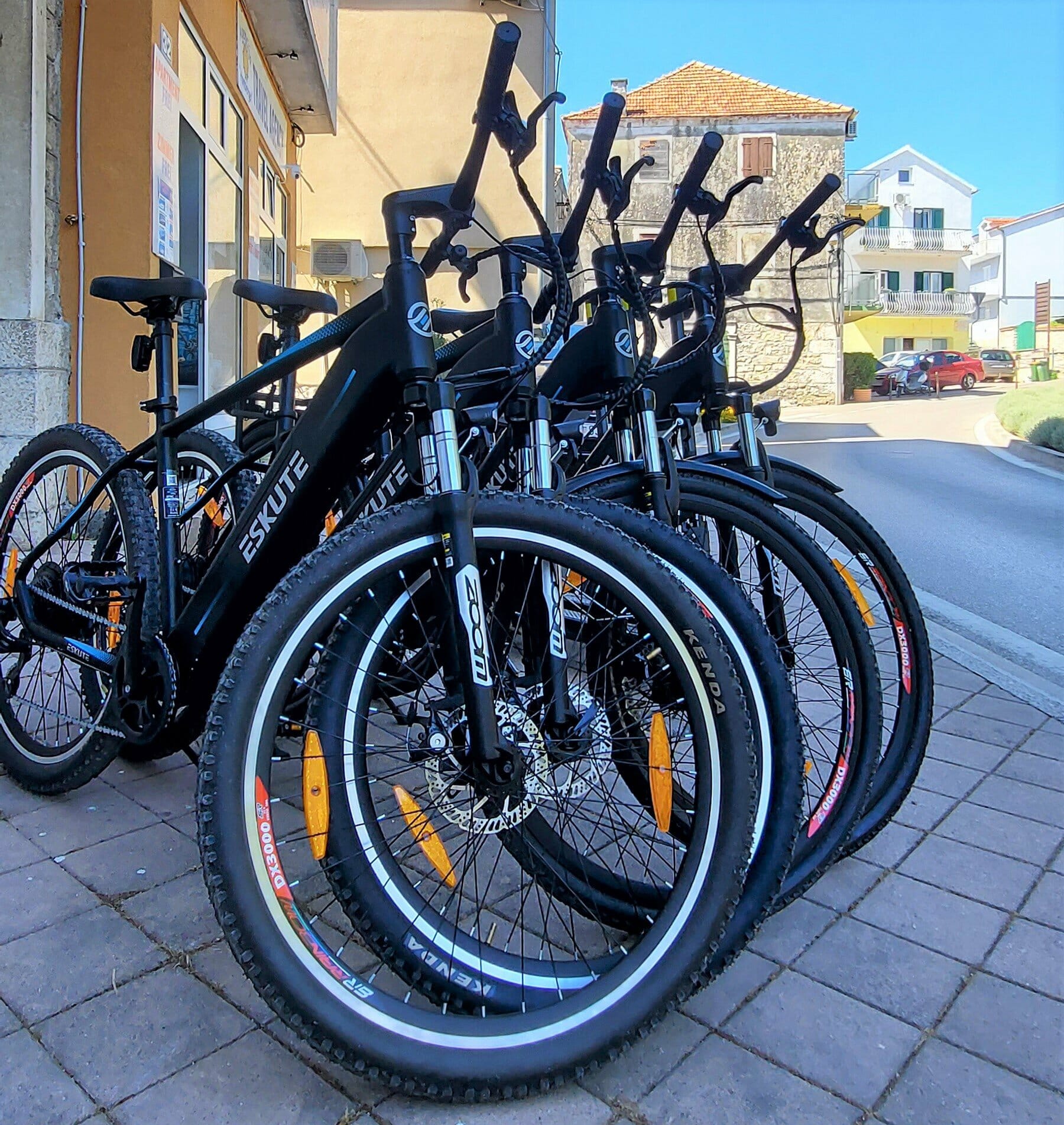 Scooter und E-Bike Verleih in Vodice